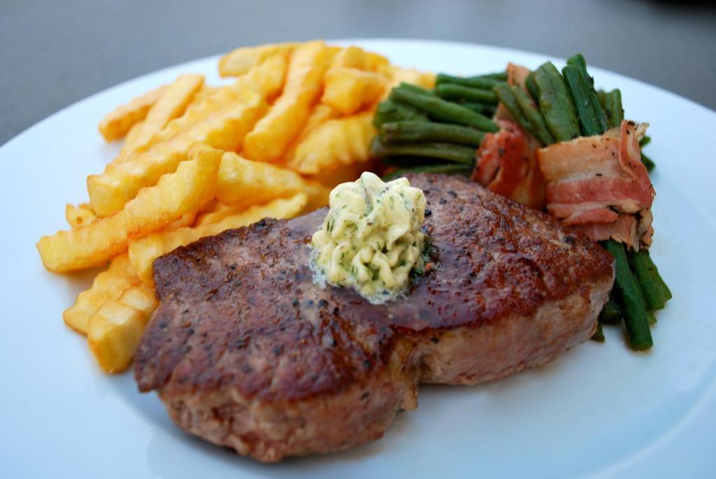 Hotel Restaurant Weihenstephaner Stuben Landshut Ngoại thất bức ảnh