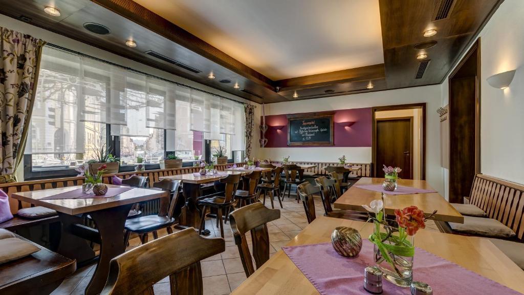 Hotel Restaurant Weihenstephaner Stuben Landshut Ngoại thất bức ảnh