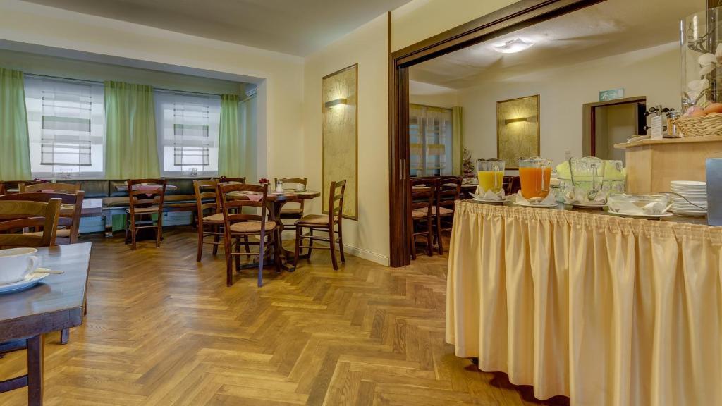 Hotel Restaurant Weihenstephaner Stuben Landshut Ngoại thất bức ảnh